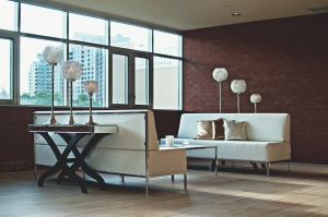 furniture arrangement in bachelor apartment