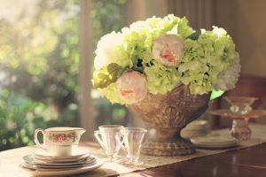Decorate Your Table - Staging Your Home